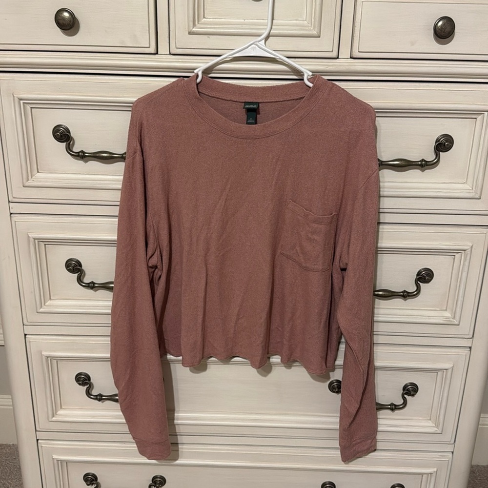 Women’s Medium Pink Cropped Sweater
